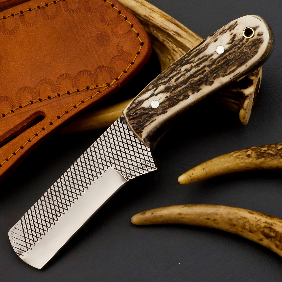 Rasp Knife – Handmade 4" Cowboy Castrating Bull Cutter with Antler Horn Handle