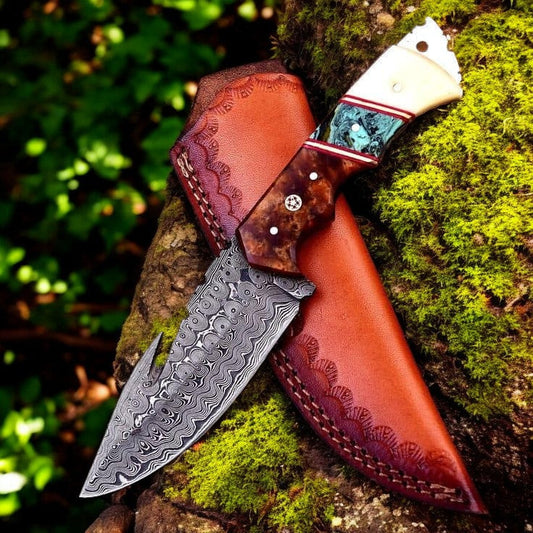 Handmade Deer Gutting Knife – 4.5" Damascus Steel & Bone Handle