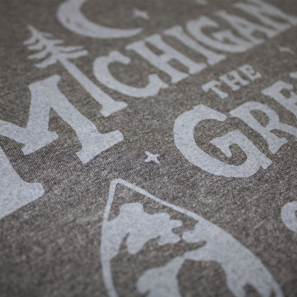 Mens Michigan Vintage Font T-Shirt (Heather Black)