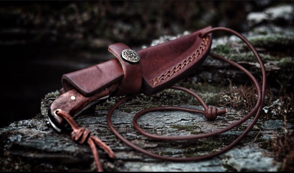 E3 Carbon 1080 neck knife with forged scales, MINI /ROSEWOOD GRIP BY TITAN TC-003