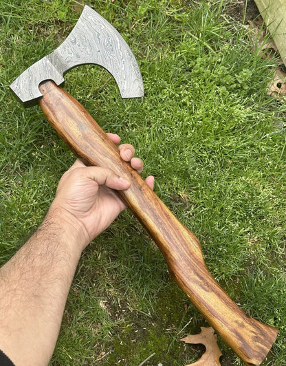 Handcrafted Damascus Steel Tomahawk Axe – "The Viking's Edge"